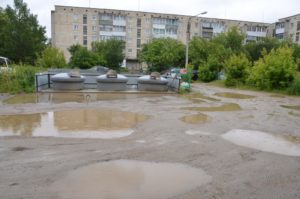 Двор Орджоникидзе,31