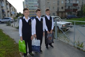 Тройняшки Галяс